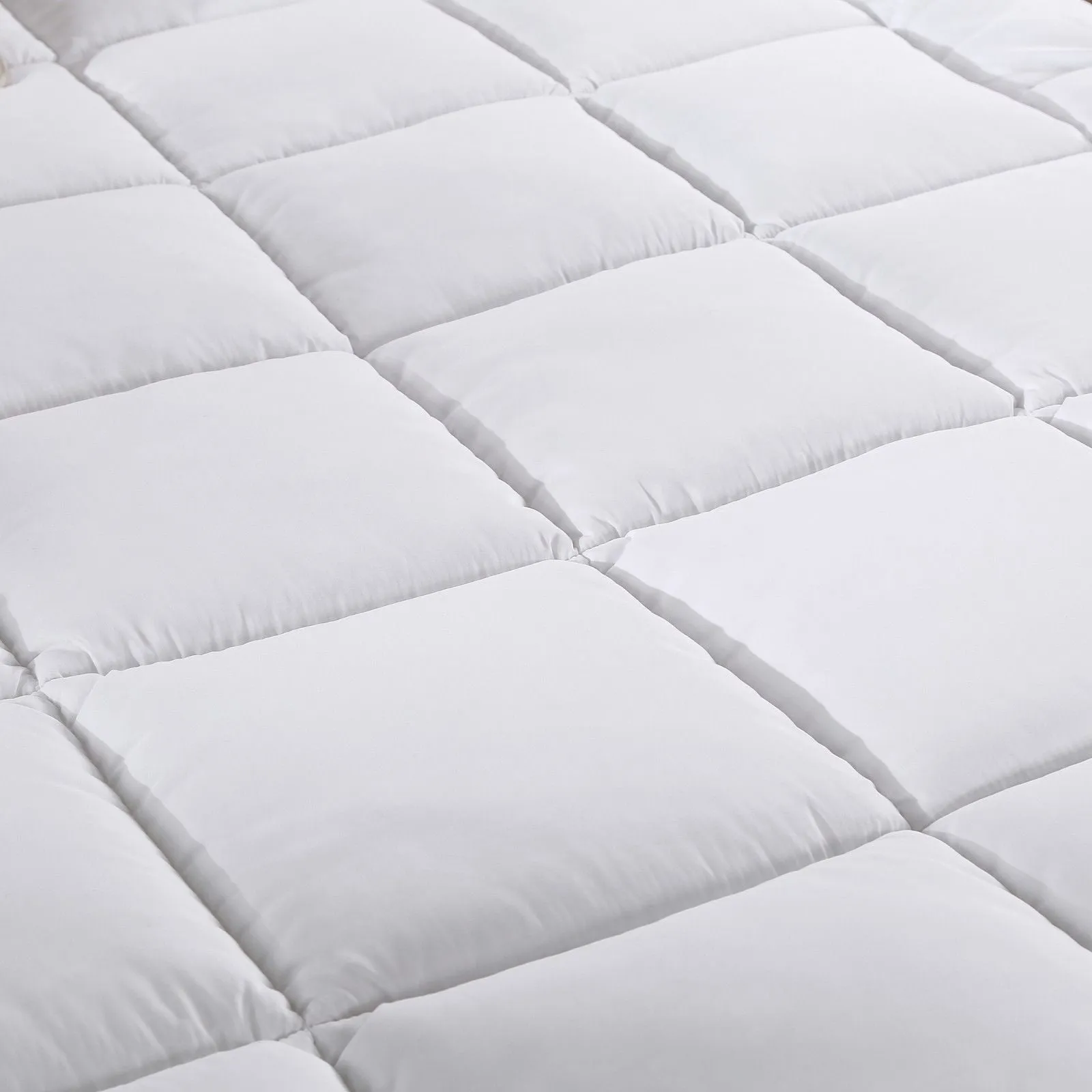 1000GSM Memory Mattress Topper Cover Protector Underlay | Queen | White