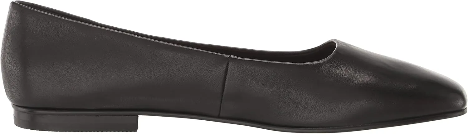 Bella Vita Women's Kimiko Ballet Flat
