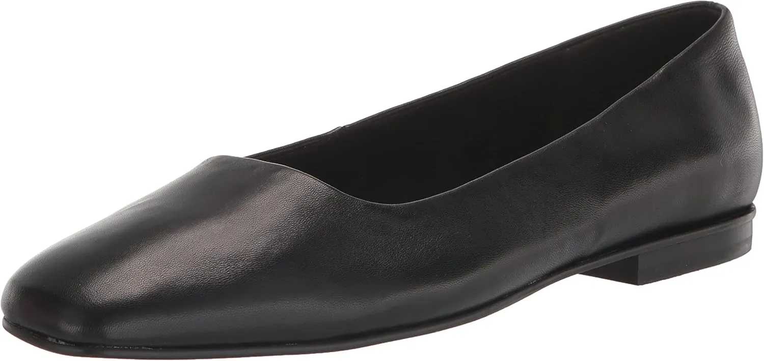 Bella Vita Women's Kimiko Ballet Flat