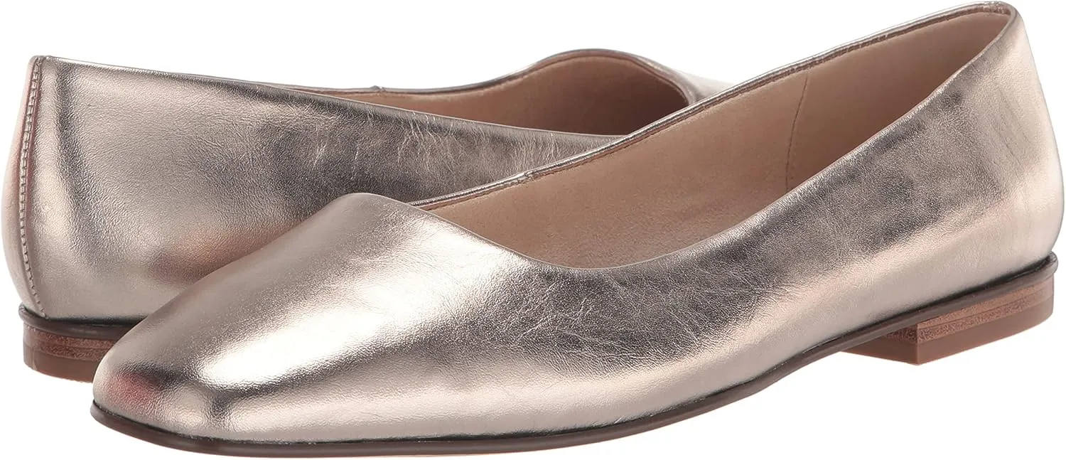 Bella Vita Women's Kimiko Ballet Flat