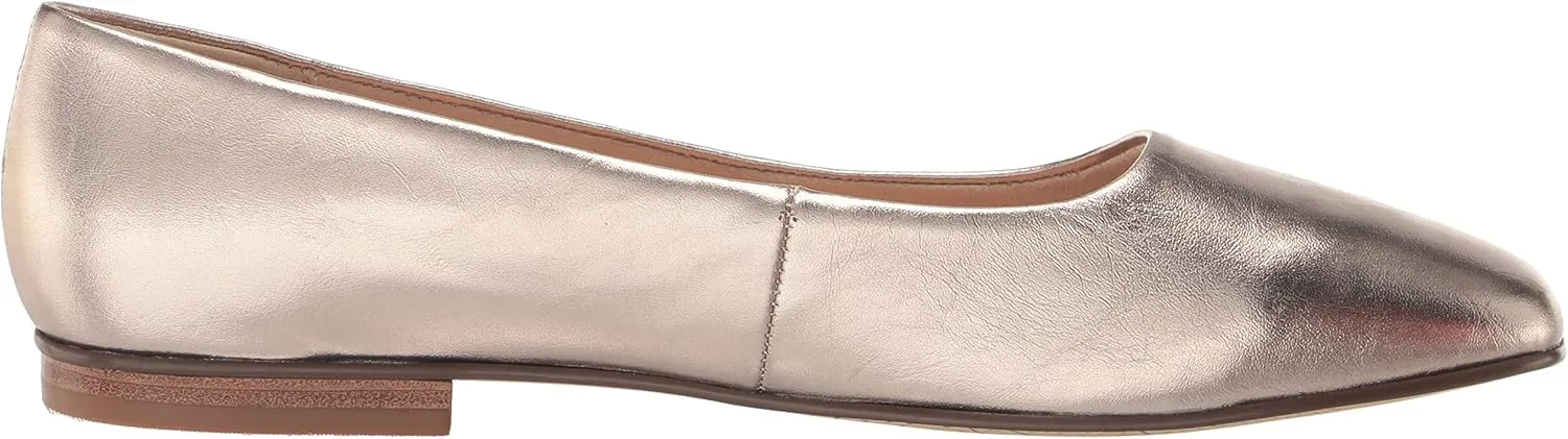 Bella Vita Women's Kimiko Ballet Flat