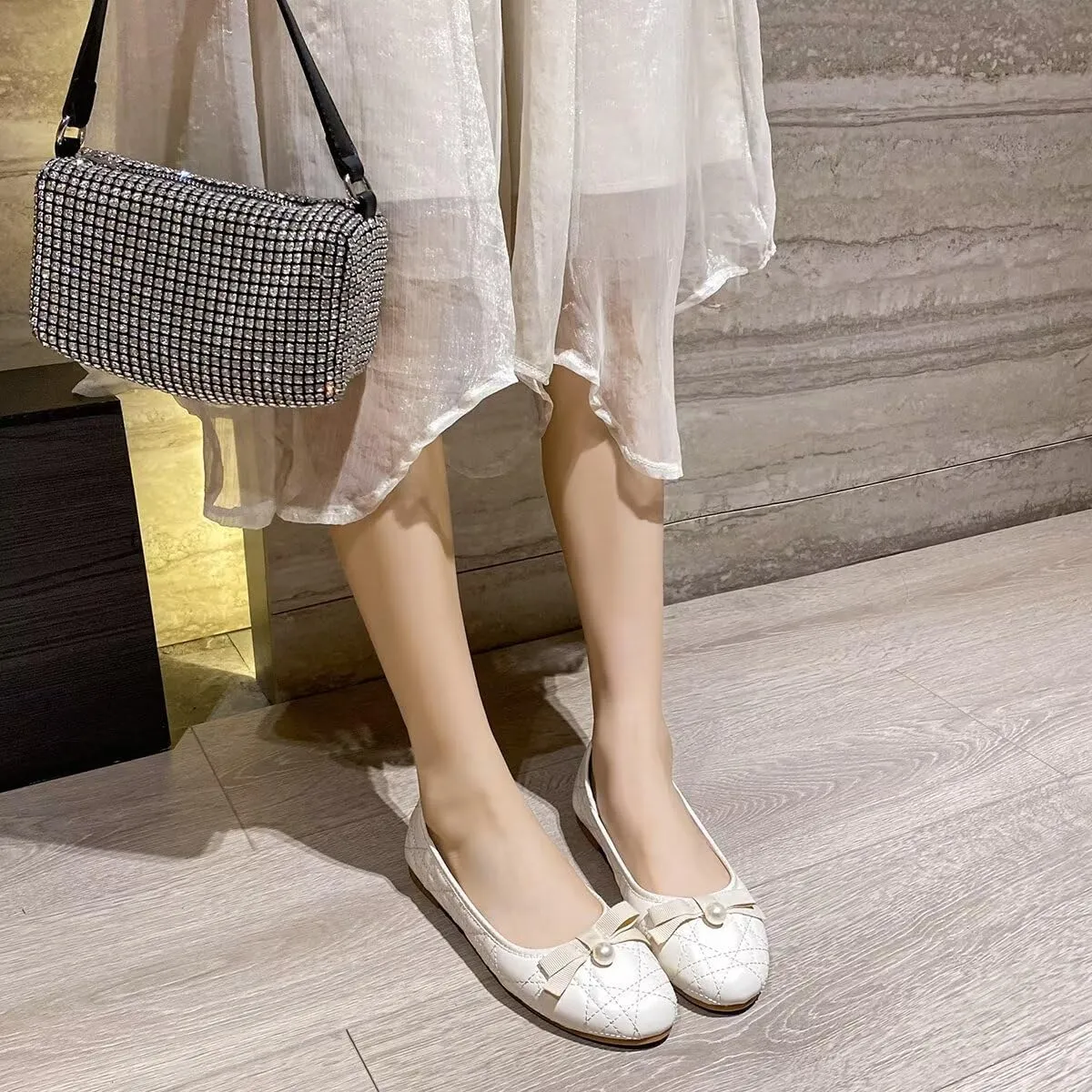 Hee grand Flats for Women Cute Bowknot Round Toe Dress Shoes Soft PU Leather Slip On Ballet Flats Lightweight Walking Shoes