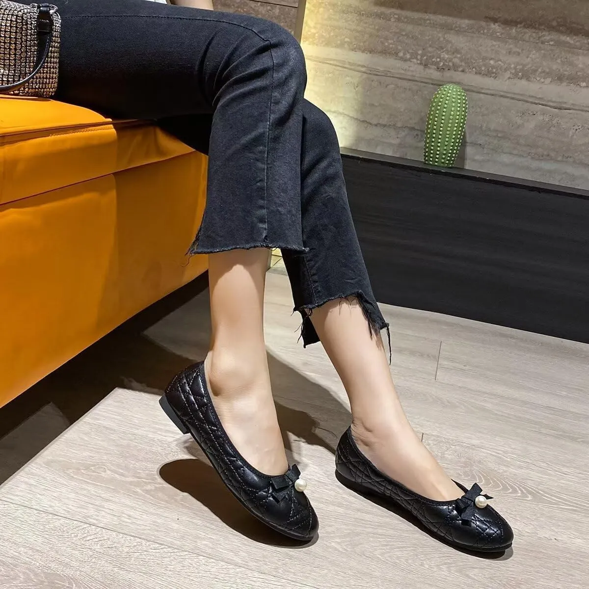 Hee grand Flats for Women Cute Bowknot Round Toe Dress Shoes Soft PU Leather Slip On Ballet Flats Lightweight Walking Shoes