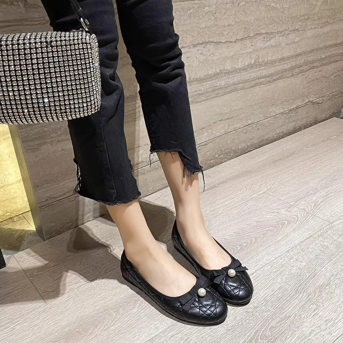 Hee grand Flats for Women Cute Bowknot Round Toe Dress Shoes Soft PU Leather Slip On Ballet Flats Lightweight Walking Shoes