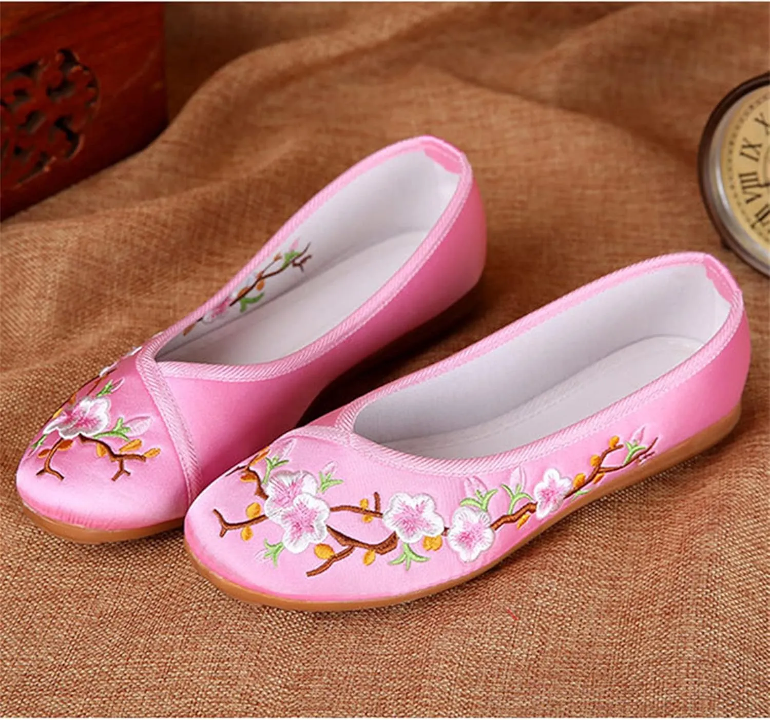 LUXINYU Women's Slip on Flats,Traditional Chinese Style Embroidered Round Toe Ballet Flats Shoes
