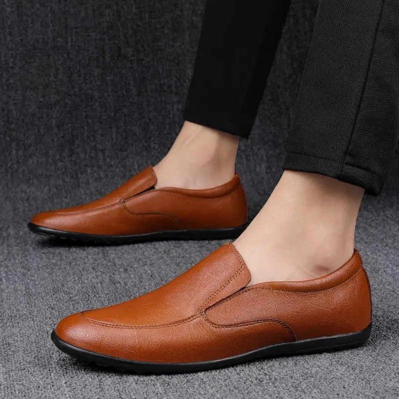 New Men's Loafers Shoes Round Toe Vegan Leather Solid Color Driving Loafers Flexible Flat Heel Slip Resistant Fashion Slip-ons