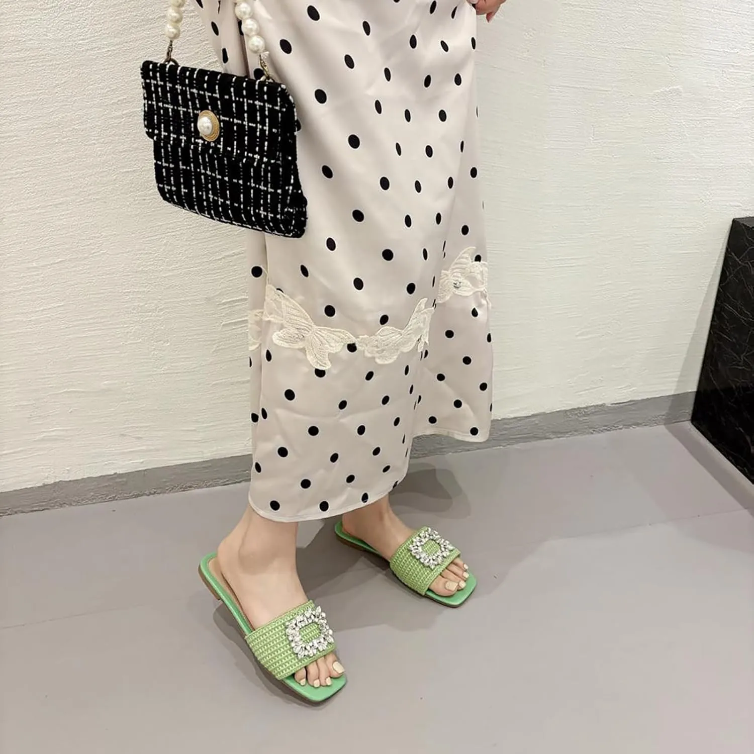 Women's Rhinestones Weave Wide Width Flat Slides Sandals Fashion Comfortable Open Toe Slip On Summer Walking Slippers for Indoor Outdoor Beach Daily Wear