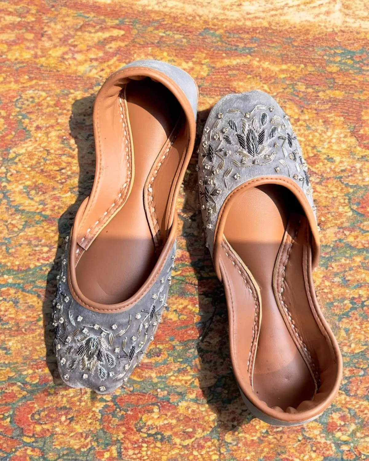 Women's Slip On Traditional Handmade Khussa Bridal Mojari Punjabi Jutti Ethnic Ballet Flats